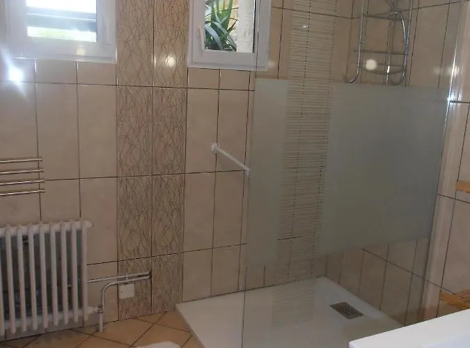 בית נופש Des Corneilles *