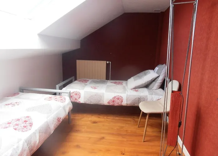 בית נופש Des Corneilles Maubert-Fontaine