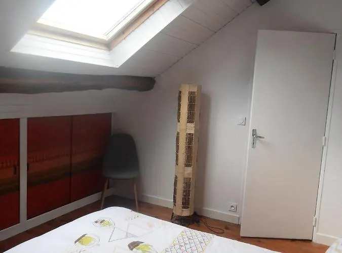 בית נופש Des Corneilles Maubert-Fontaine