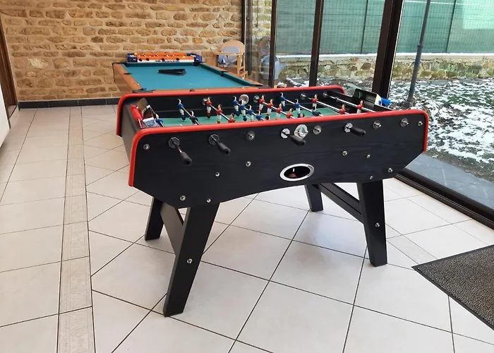 Des Corneilles בית נופש Maubert-Fontaine